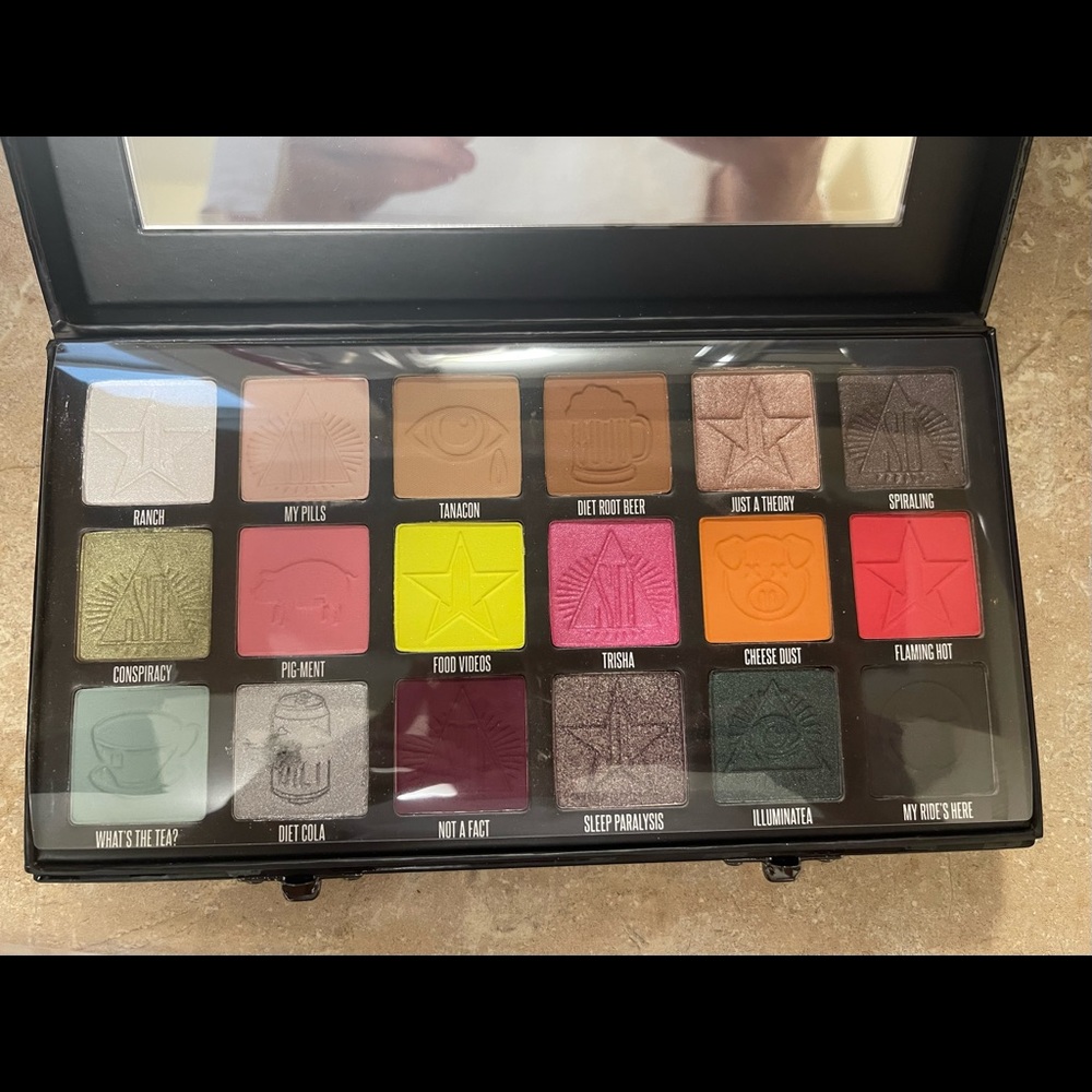 Jeffree Star Conspiracy Palette never used